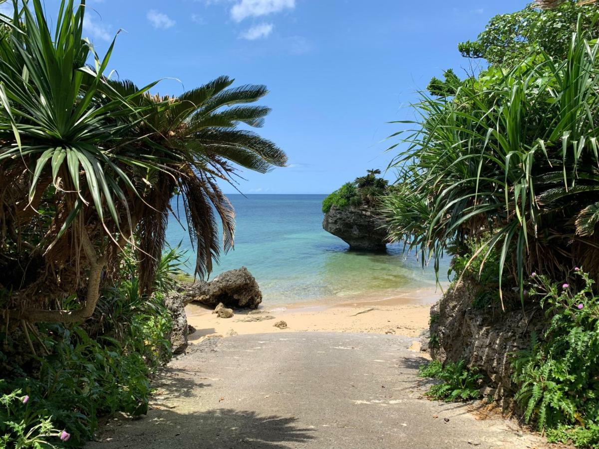 Villa Sound Of The Surf Ishigaki  Eksteriør billede